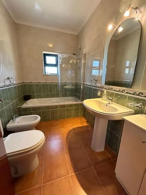 אלג'זור Casa Lina - Villa With Garden And Pool 0*,  פורטוגל